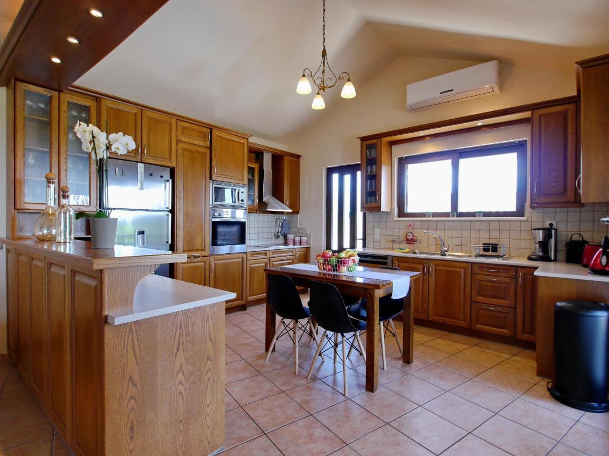 Villa Metapothia Gavalochori Crete Eksteriør bilde